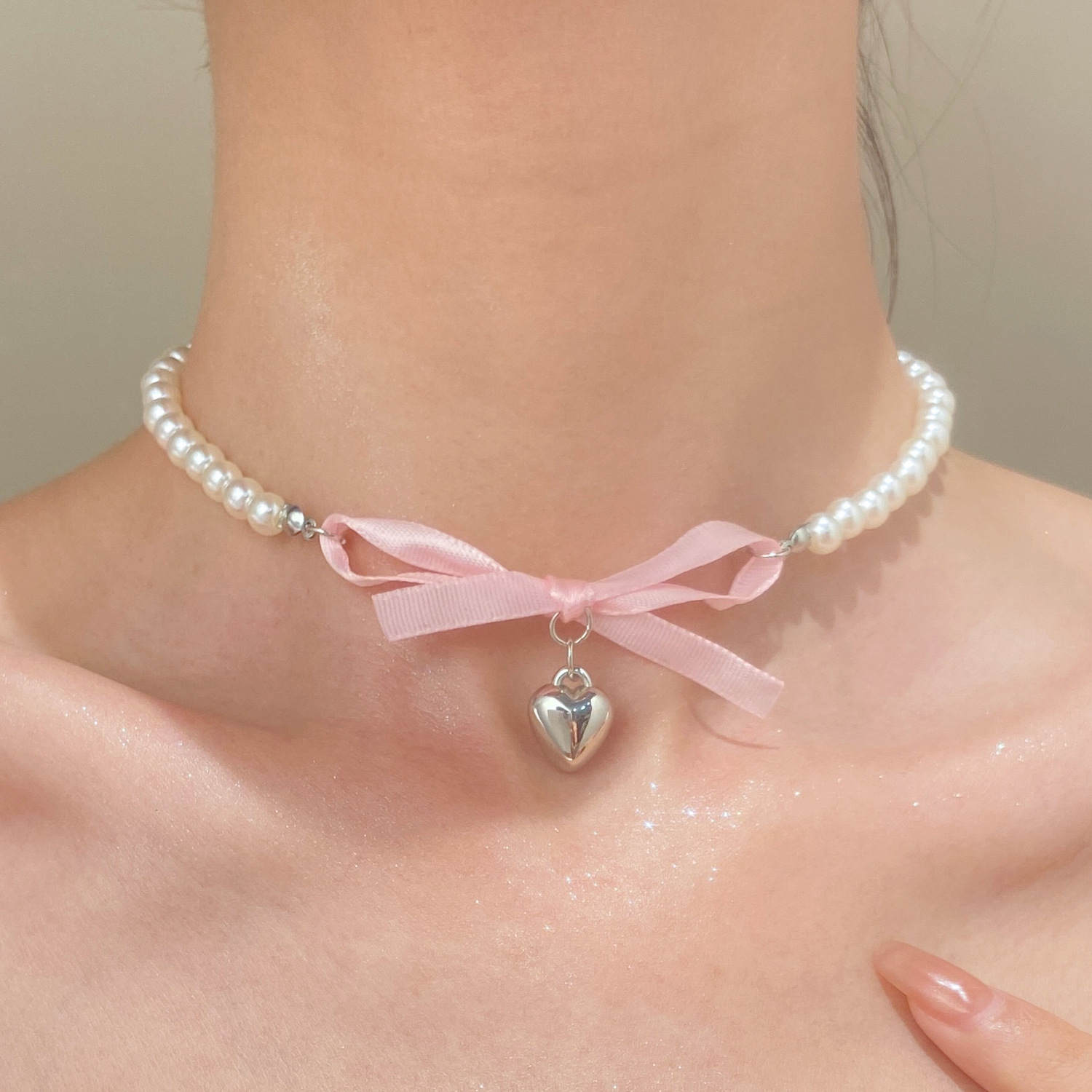 Pearl Trim Chain - Collier de perles avec pendentif en
